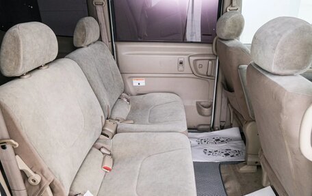 Nissan Serena II, 2002 год, 549 000 рублей, 20 фотография