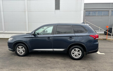 Mitsubishi Outlander III рестайлинг 3, 2019 год, 1 849 000 рублей, 8 фотография