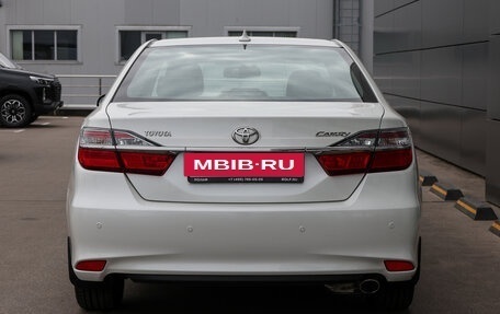 Toyota Camry, 2017 год, 2 298 000 рублей, 6 фотография