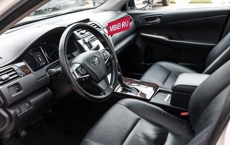 Toyota Camry, 2017 год, 2 298 000 рублей, 15 фотография