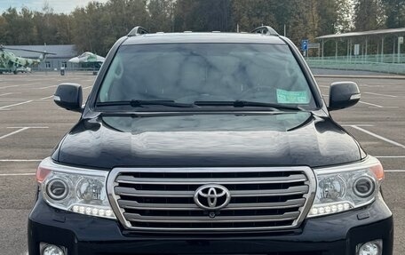 Toyota Land Cruiser 200, 2013 год, 4 100 000 рублей, 2 фотография