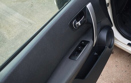 Nissan Qashqai, 2011 год, 1 000 100 рублей, 11 фотография