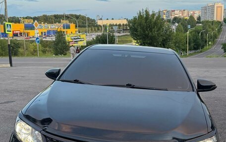 Toyota Camry, 2017 год, 1 950 000 рублей, 4 фотография