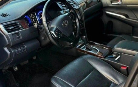 Toyota Camry, 2017 год, 1 950 000 рублей, 9 фотография