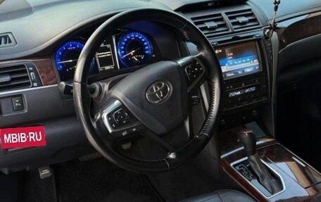 Toyota Camry, 2017 год, 1 950 000 рублей, 8 фотография
