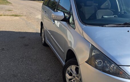 Mitsubishi Grandis, 2005 год, 750 000 рублей, 1 фотография