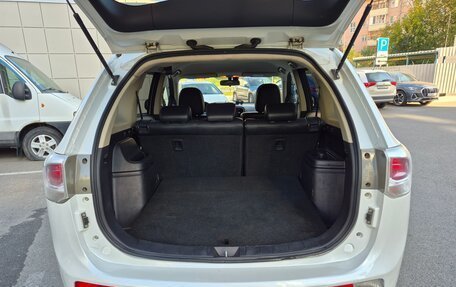Mitsubishi Outlander III рестайлинг 3, 2013 год, 999 999 рублей, 35 фотография