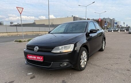 Volkswagen Jetta VI, 2013 год, 790 000 рублей, 1 фотография