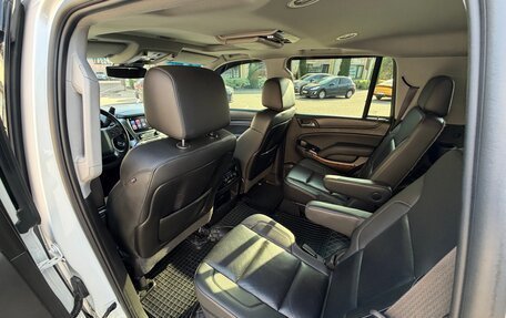 Chevrolet Tahoe IV, 2016 год, 2 800 000 рублей, 20 фотография