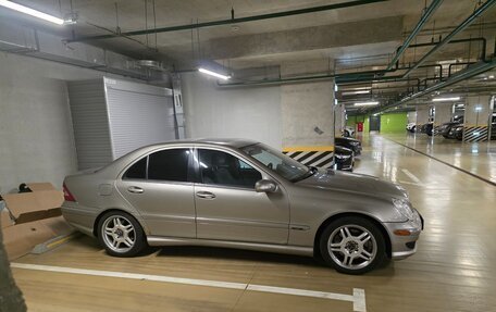 Mercedes-Benz C-Класс, 2004 год, 665 000 рублей, 4 фотография