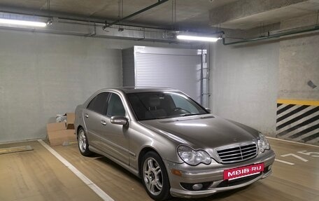 Mercedes-Benz C-Класс, 2004 год, 665 000 рублей, 2 фотография