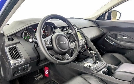 Jaguar E-Pace, 2018 год, 2 530 000 рублей, 16 фотография