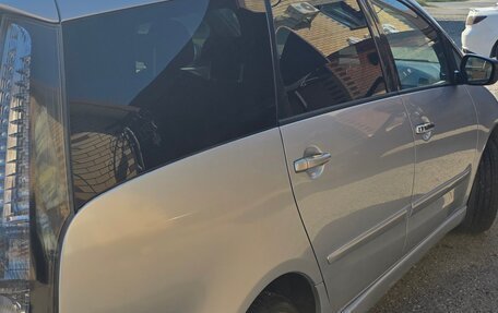 Mitsubishi Grandis, 2005 год, 750 000 рублей, 3 фотография