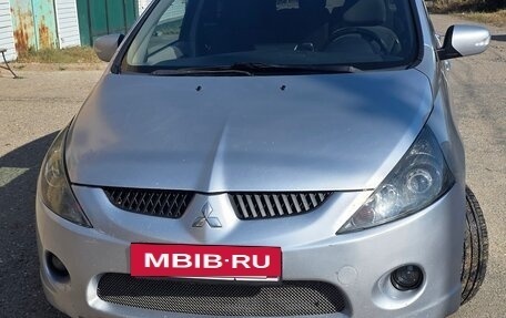 Mitsubishi Grandis, 2005 год, 750 000 рублей, 2 фотография