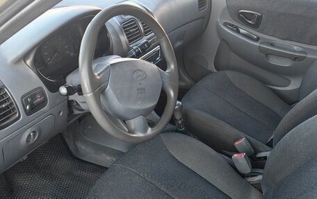 Hyundai Accent II, 2005 год, 7 фотография