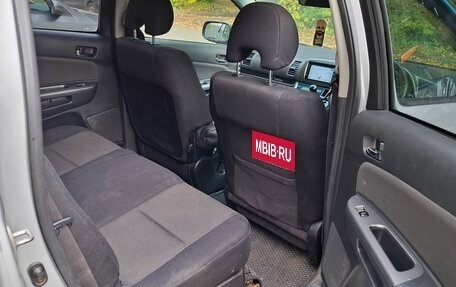 Toyota Wish II, 2003 год, 690 000 рублей, 13 фотография