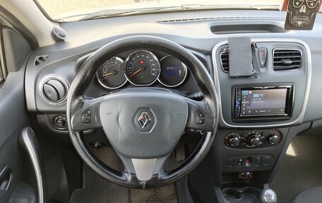Renault Sandero II рестайлинг, 2017 год, 1 090 000 рублей, 12 фотография