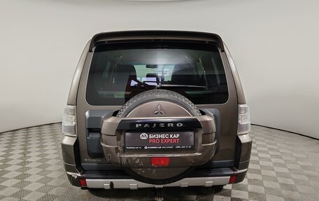 Mitsubishi Pajero IV, 2010 год, 1 799 000 рублей, 6 фотография