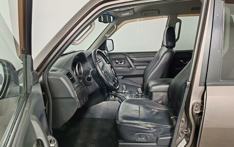 Mitsubishi Pajero IV, 2010 год, 1 799 000 рублей, 16 фотография