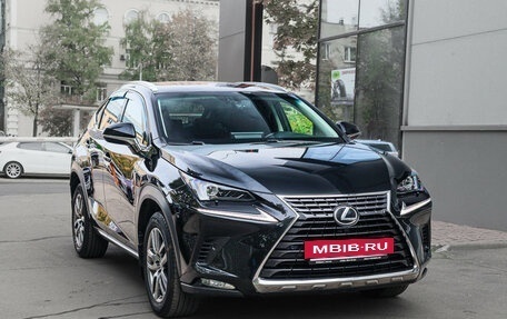 Lexus NX I, 2018 год, 3 100 000 рублей, 3 фотография