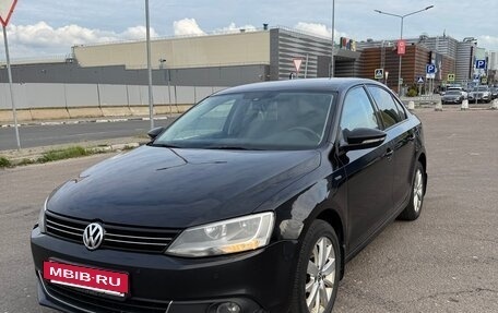 Volkswagen Jetta VI, 2013 год, 790 000 рублей, 8 фотография
