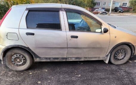 Fiat Punto III Punto Evo рестайлинг, 2000 год, 105 200 рублей, 4 фотография
