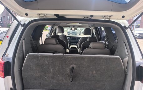 KIA Carnival III, 2018 год, 2 800 000 рублей, 16 фотография