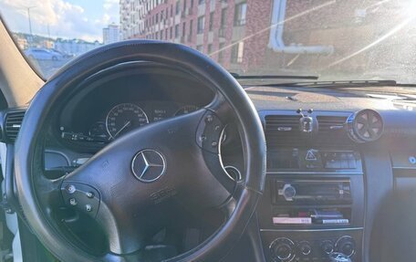 Mercedes-Benz C-Класс, 2006 год, 500 000 рублей, 13 фотография
