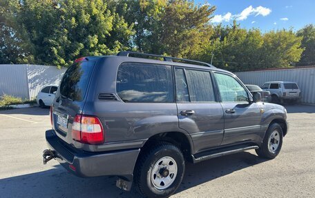 Toyota Land Cruiser 100 рестайлинг 2, 2007 год, 4 000 000 рублей, 5 фотография