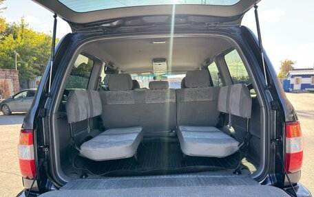 Toyota Land Cruiser 100 рестайлинг 2, 2007 год, 4 000 000 рублей, 9 фотография