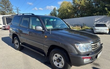 Toyota Land Cruiser 100 рестайлинг 2, 2007 год, 4 000 000 рублей, 2 фотография