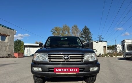 Toyota Land Cruiser 100 рестайлинг 2, 2007 год, 4 000 000 рублей, 3 фотография