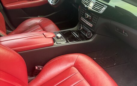 Mercedes-Benz CLS, 2013 год, 2 650 000 рублей, 5 фотография