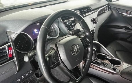 Toyota Camry, 2020 год, 3 095 000 рублей, 12 фотография