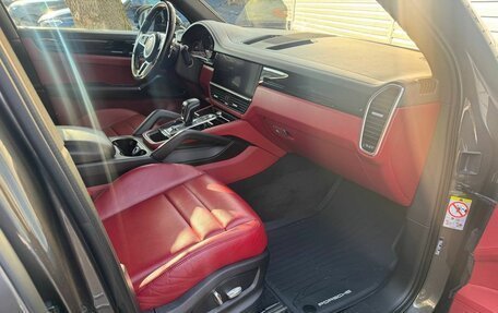 Porsche Cayenne III, 2020 год, 5 999 000 рублей, 15 фотография