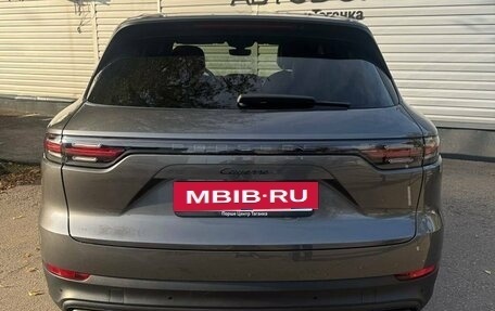 Porsche Cayenne III, 2020 год, 5 999 000 рублей, 3 фотография