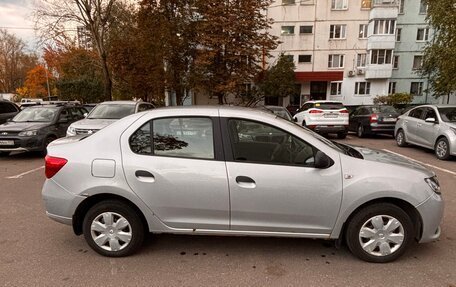Renault Logan II, 2014 год, 900 000 рублей, 6 фотография