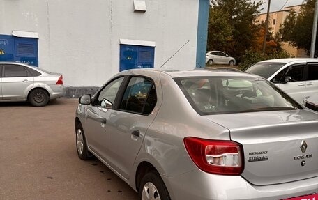 Renault Logan II, 2014 год, 900 000 рублей, 4 фотография