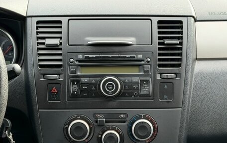 Nissan Tiida, 2011 год, 750 000 рублей, 13 фотография