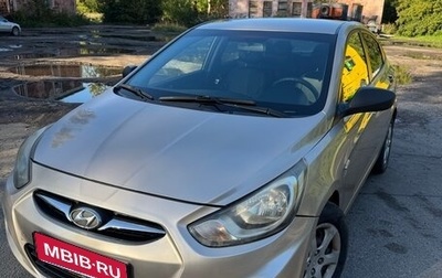 Hyundai Solaris II рестайлинг, 2013 год, 870 000 рублей, 1 фотография