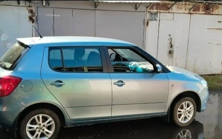 Skoda Fabia II, 2011 год, 797 000 рублей, 2 фотография