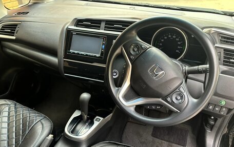 Honda Fit III, 2017 год, 1 250 000 рублей, 11 фотография