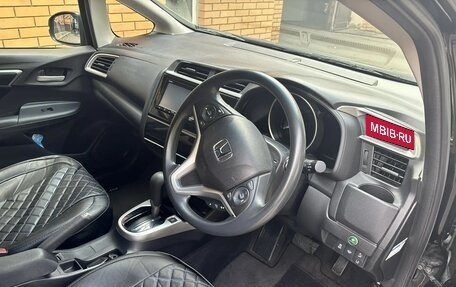 Honda Fit III, 2017 год, 1 250 000 рублей, 12 фотография