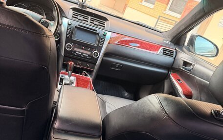 Toyota Camry, 2014 год, 1 750 000 рублей, 16 фотография