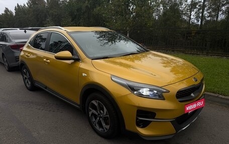 KIA XCeed I, 2021 год, 1 950 000 рублей, 3 фотография
