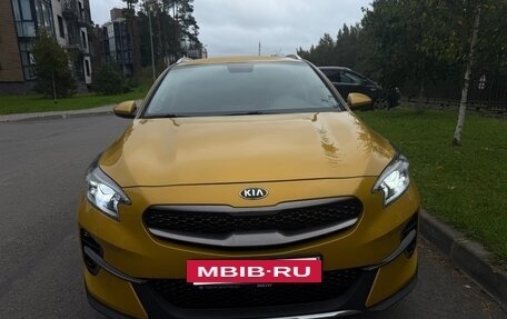 KIA XCeed I, 2021 год, 1 950 000 рублей, 2 фотография