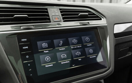 Volkswagen Tiguan II, 2021 год, 3 880 000 рублей, 24 фотография