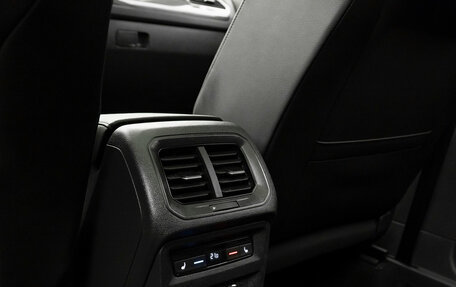 Volkswagen Tiguan II, 2021 год, 3 880 000 рублей, 22 фотография
