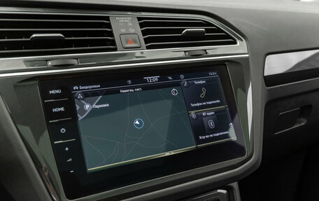 Volkswagen Tiguan II, 2021 год, 3 880 000 рублей, 25 фотография