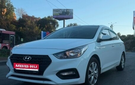 Hyundai Solaris II рестайлинг, 2017 год, 1 330 000 рублей, 5 фотография